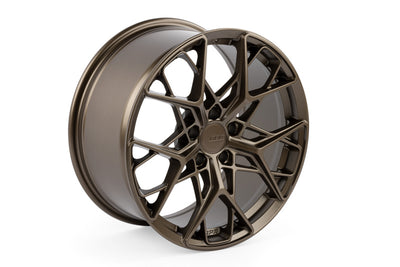 APR A02 Flow Formed 18x8.5 / 5x112 / ET45 / 66.5mm Bore / Bronze Wheel
