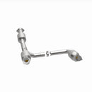 MagnaFlow 18-20 Chevrolet Express 2500 Single Underbody 4.3L Direct Fit Catalytic Converter