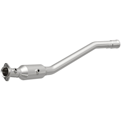 MagnaFlow Direct Fit Catalytic Converter 13-14 Mercedes-Benz GL450 V8 4.6 OEM Underbody
