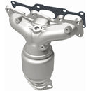 Magnaflow 07-10 Kia Sedona 3.8L California Grade CARB Compliant DF Manifold Catalytic Converter