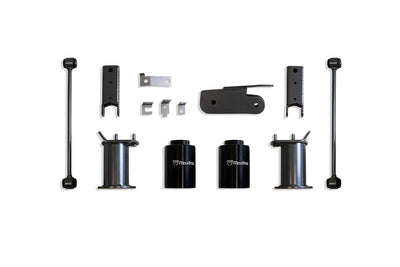 Maxtrac 07-14 GM SUV (2WD )7.5in Lift Kit w/ Spindles & Strut Spacers.
