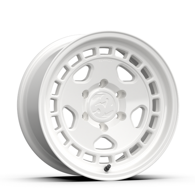 fifteen52 Turbomac HD Classic 17x8.5 / 5x150 BP / 0ET / 110.3mm CB / 4.75in BS / Classic White Wheel