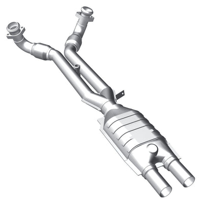 MagnaFlow Direct Fit Catalytic Converter 81-86 Alfa Romeo GTV6 2.5L