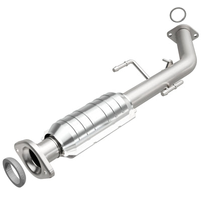 MagnaFlow Direct Fit Catalytic Converter 01-03 Toyota Sienna 3.0L re