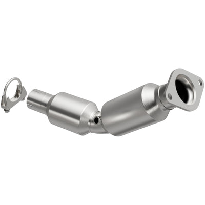 MagnaFlow Direct Fit Catalytic Converter 2010-2015 Prius L4 1.8 OEM Underbody