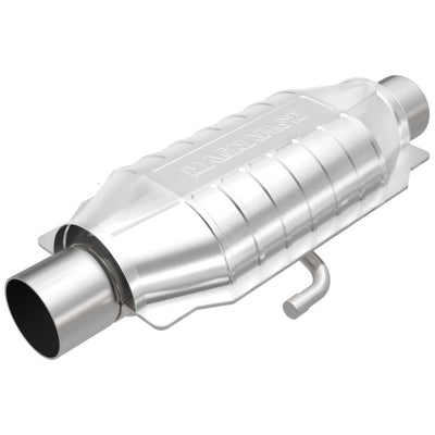 MagnaFlow Universal Catalytic Converter 2.25in Inlet/Outlet Center/Center Oval
