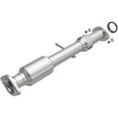 MagnaFlow Direct Fit Catalytic Converter 14-15 Toyota Highlander 3.5L