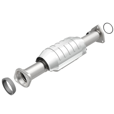 MagnaFlow Direct Fit Catalytic Converter 97-01 Honda CR-V 2.0L