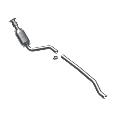 MagnaFlow Direct Fit Catalytic Converter 96-00 Caravan 3.0L