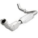 MagnaFlow Direct Fit Catalytic Converter 99-00 Ford Trucks 5.4L