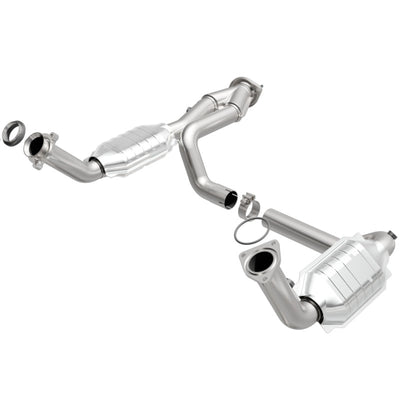 MagnaFlow DF Cat. Conv 02-06 Cadillac Truck. 8 5.3L Dual Conv. Y-Pipe Assy 2wd/Chevy Truck 99-07