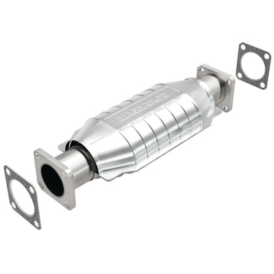 MagnaFlow Direct Fit Catalytic Converter Chevrolet-Isuzu 82 8