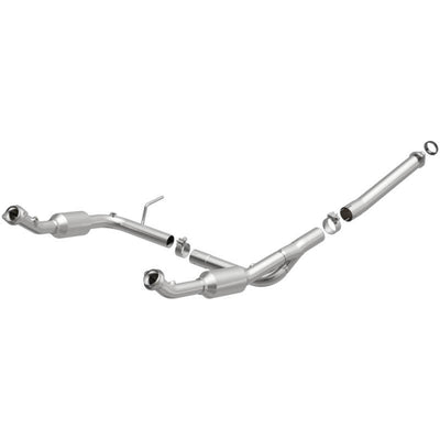 MagnaFlow Direct Fit Catalytic Converter OEM 2004-2005 Ford Explorer/Mercury Mountaineer Underbody
