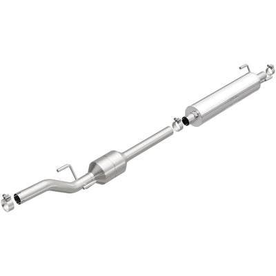 MagnaFlow Direct Fit Catalytic Converter 2002-2006 Sprinter 2500 2.7 L Underbody