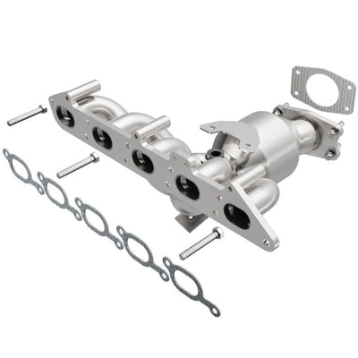 MagnaFlow Direct Fit Catalytic Converter 01-05 Volvo S60 2.4L / V70 2.4L