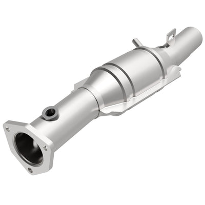 MagnaFlow Direct Fit Catalytic Converter 95 Volkswagen Golf 2.8L