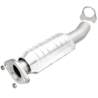 MagnaFlow Direct Fit Catalytic Converter 04 Toyota Sienna 3.3L