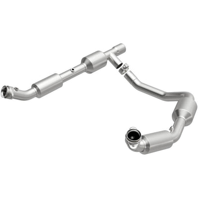 MagnaFlow Direct Fit Catalytic Converter 05-06 Ford E-350 Super Duty 5.4L