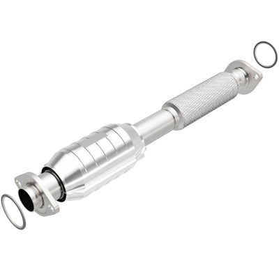 MagnaFlow Direct Fit Catalytic Converter 06- Mazda 6 3.0L Rear OEM